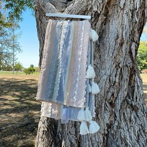 NWT Max Studio Luxurious Summer Oversized Throw Beach Pastel Tassel 50x60in